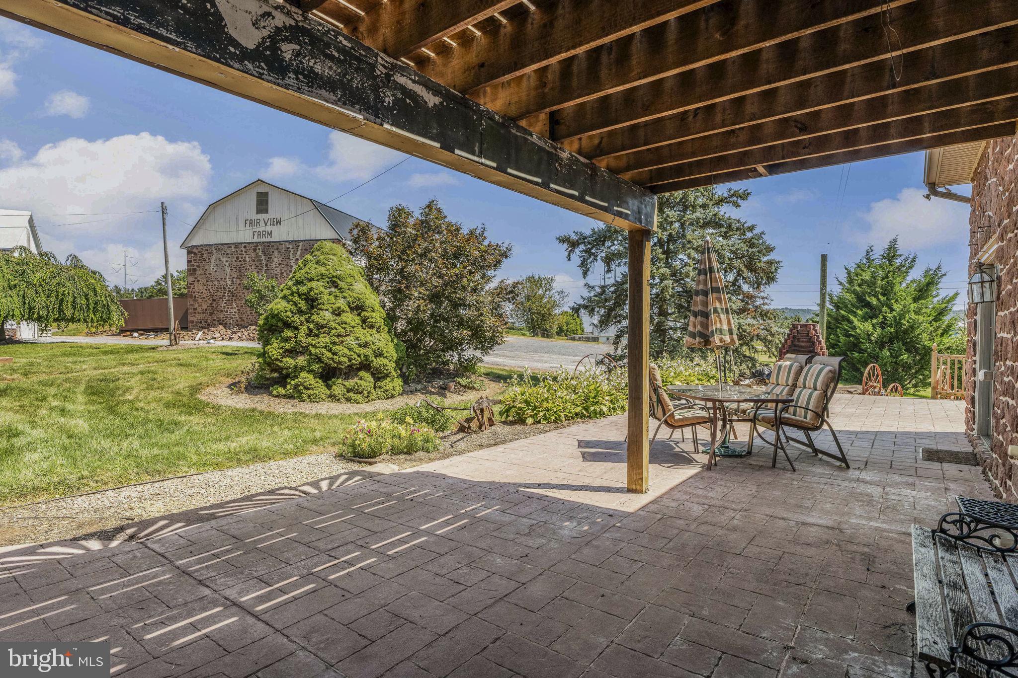 375 Lausch Road Denver, PA 17517 - Photo 12 of 79 Gallery Image 12