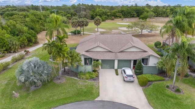 $355,000 | 6756 Southeast Bunker Hill Drive, Hobe Sound, FL 33455