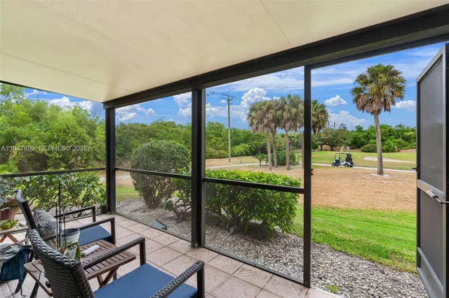 $355,000 | 6756 Southeast Bunker Hill Drive, Hobe Sound, FL 33455