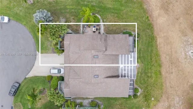 $355,000 | 6756 Southeast Bunker Hill Drive, Hobe Sound, FL 33455