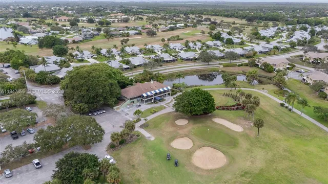 $355,000 | 6756 Southeast Bunker Hill Drive, Hobe Sound, FL 33455
