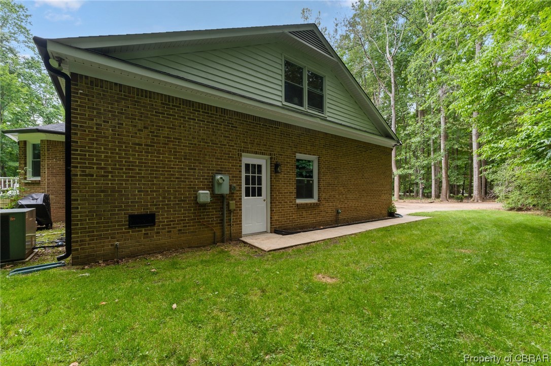 18016 Days Point Road Smithfield, VA 23430 - Photo 42 of 47 Gallery Image 42