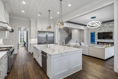 $5,250,000 | 1617 Graybar Lane, Nashville, TN 37215