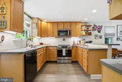$745,000 | 53 Letitia Lane, Media, PA 19063