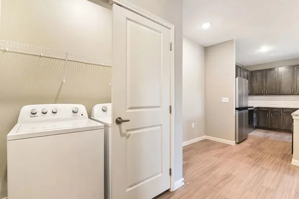 $1,910 | 3301 Gulf Freeway, Unit 1101, Texas City, TX 77568