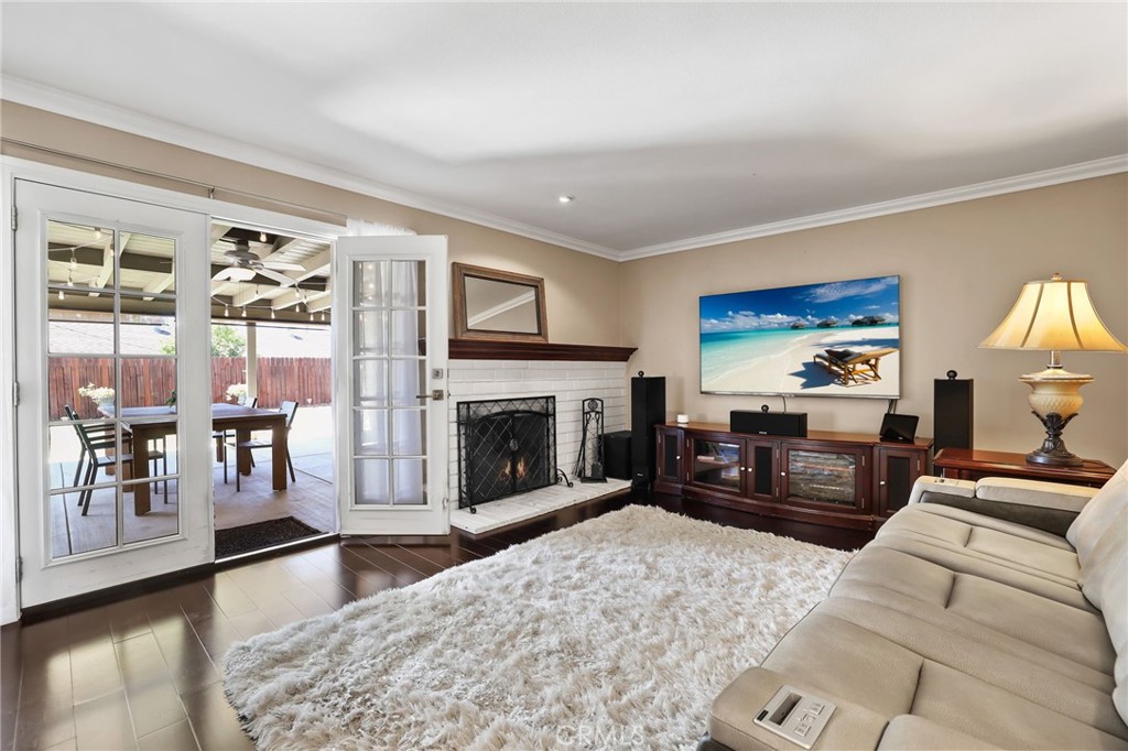 390 North Milford Road Orange, CA 92867 - Photo 12 of 34 Living Room