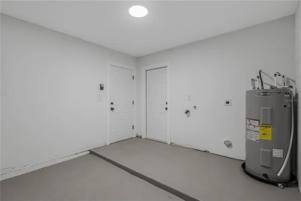 $299,900 | 2710 Lakewood Lane, Eustis, FL 32726