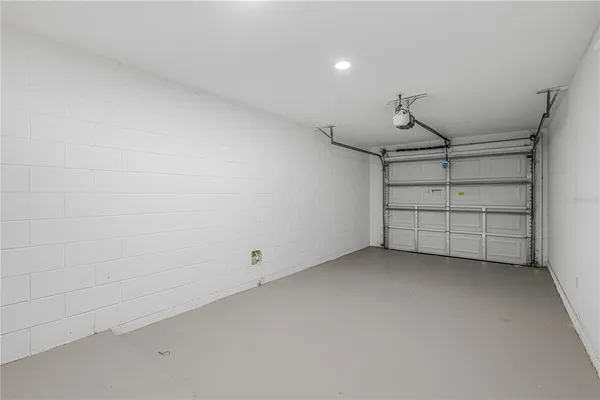 $299,900 | 2710 Lakewood Lane, Eustis, FL 32726