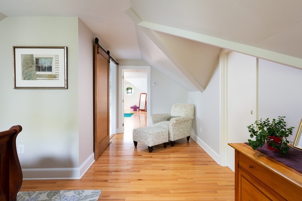 71 Jordan Road Brookline, MA 02446 - Photo 14 of 21 Gallery Image 14