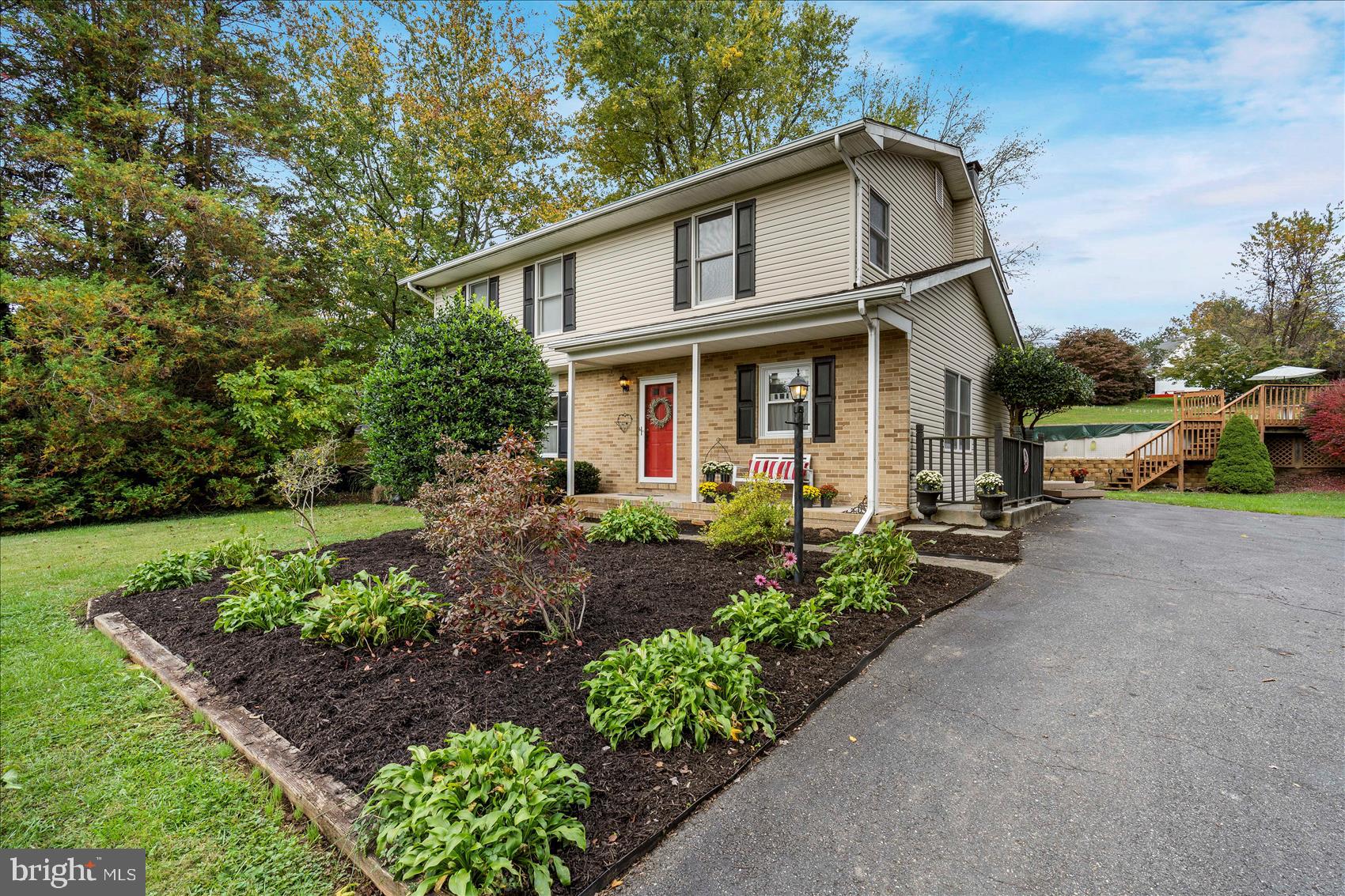 7902 Redstone Road Kingsville, MD 21087 - Photo 5 of 51 Beautiful Landscaped Gardens!