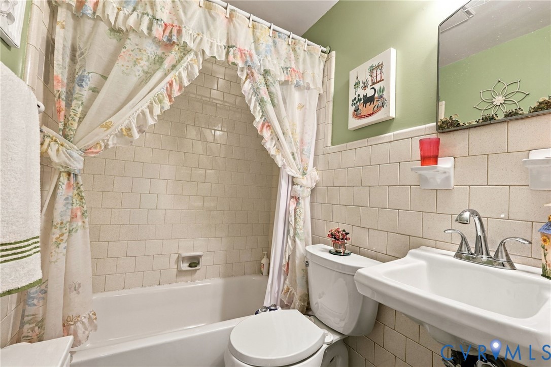 7216 Brigham Road Richmond, VA 23226 - Photo 12 of 36 Gallery Image 12