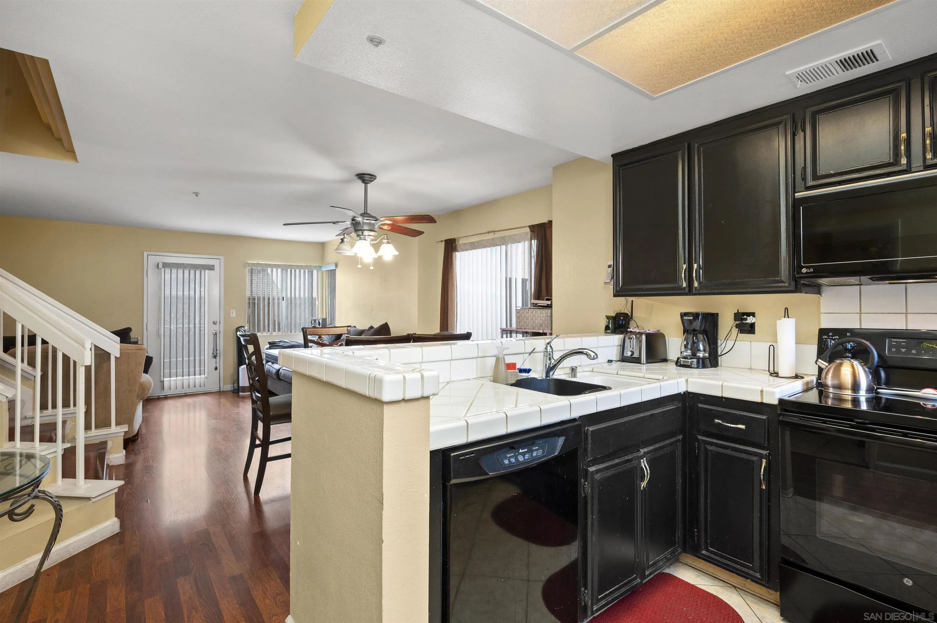 8951 Windham Court Spring Valley, CA 91977 - Photo 11 of 30 Gallery Image 11