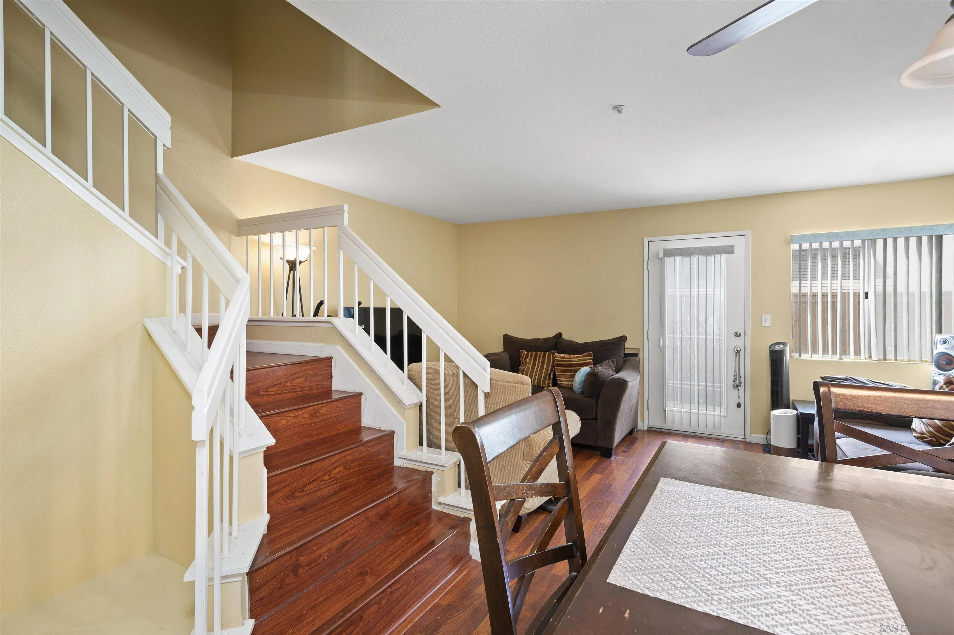 8951 Windham Court Spring Valley, CA 91977 - Photo 8 of 30 Gallery Image 8