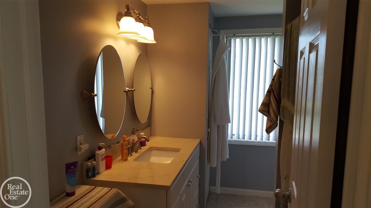 2675 Michigan Road Port Huron, MI 48060 - Photo 29 of 35