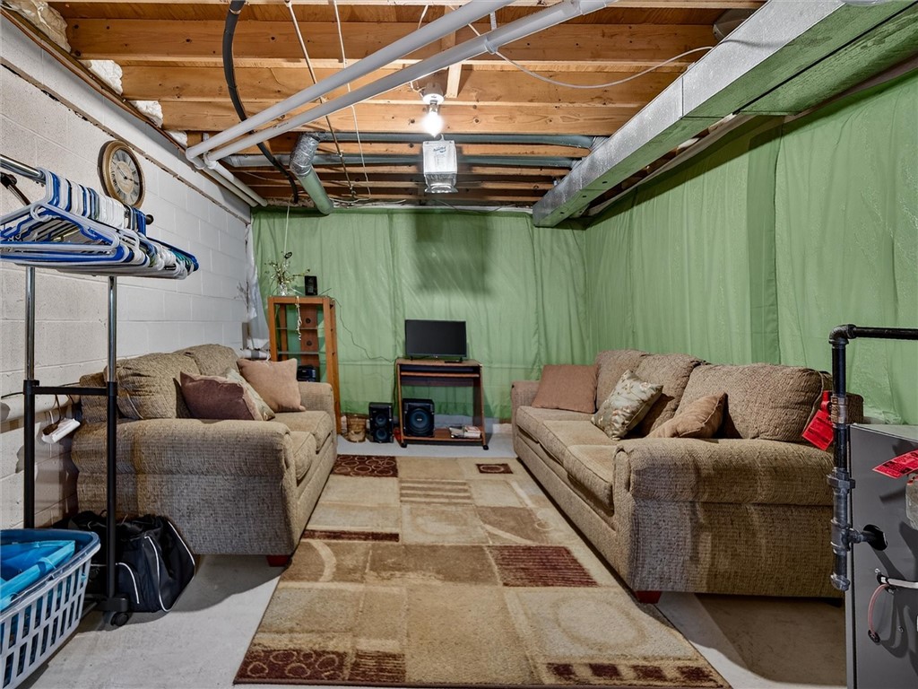 10 Wangman Street Rochester, NY 14605 - Photo 20 of 23