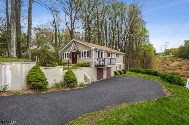 205 Old Center Grove Road Randolph, NJ 07869 - Photo 3 of 20
