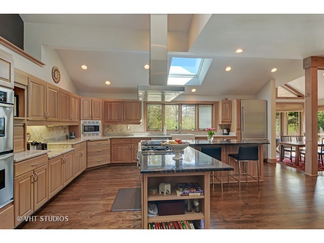 5727 Hampton Drive Long Grove, IL 60047 - Photo 7 of 25 a kitchen with lots of counter space and furniture