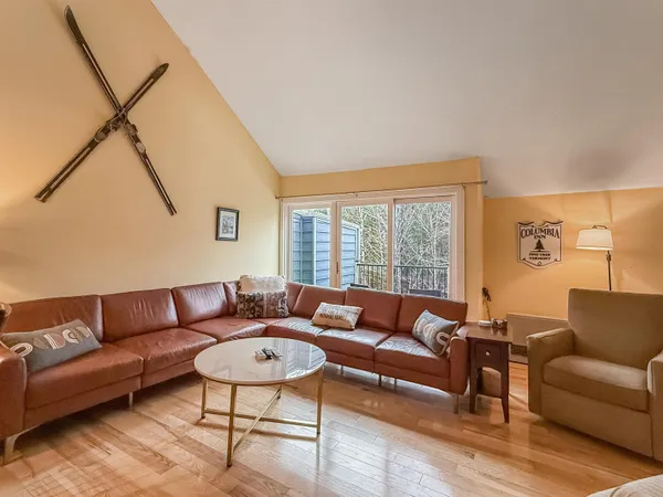 $369,000 | 105 Williams Lane, Unit 6C, Hartford, VT 05059