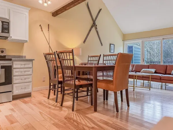 $369,000 | 105 Williams Lane, Unit 6C, Hartford, VT 05059