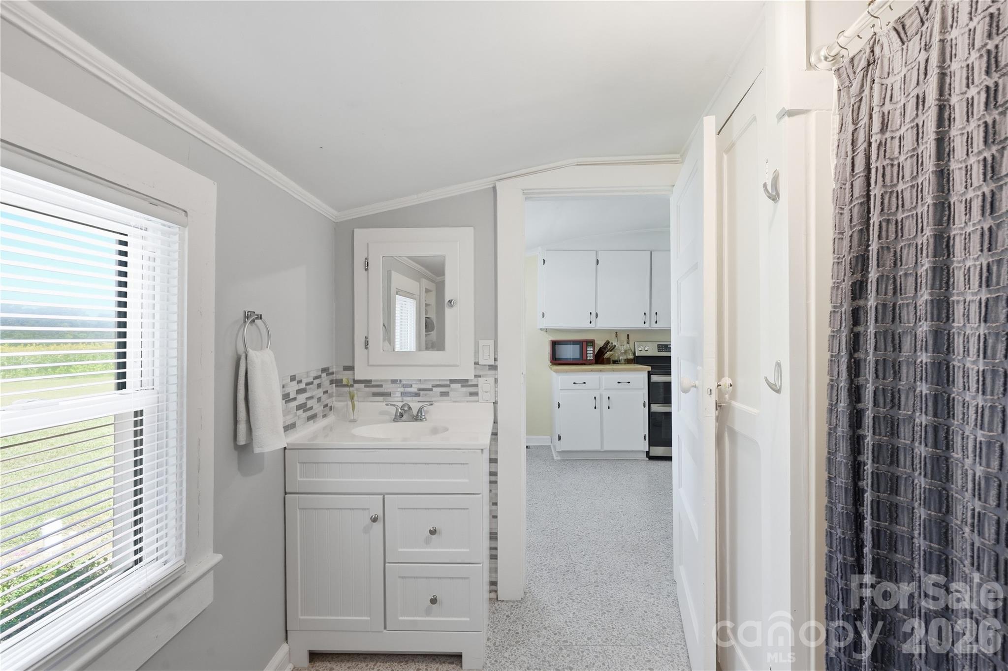 32372 Hugh Road Albemarle, NC 28001 - Photo 11 of 27 Gallery Image 11