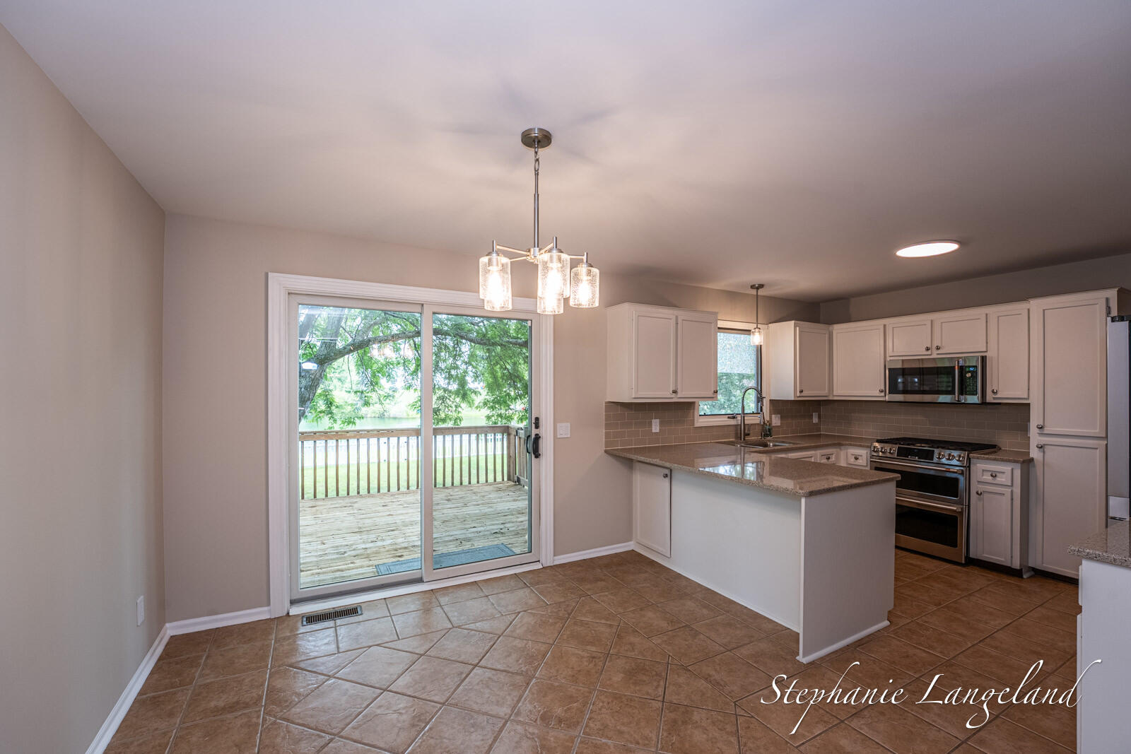 1511 Springbrook Drive Jenison, MI 49428 - Photo 10 of 47 1511 Springbrook-38