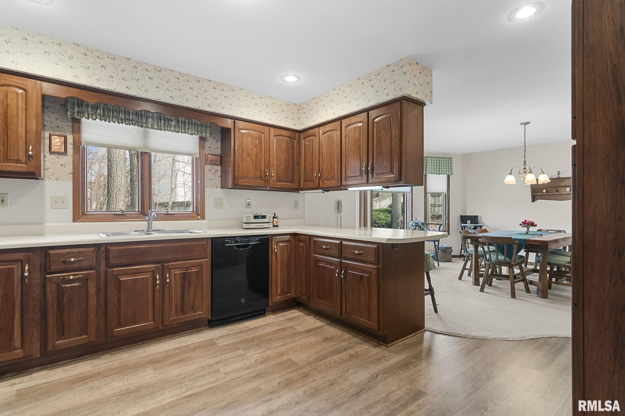 3613 Briana Drive Springfield, IL 62711 - Photo 11 of 42