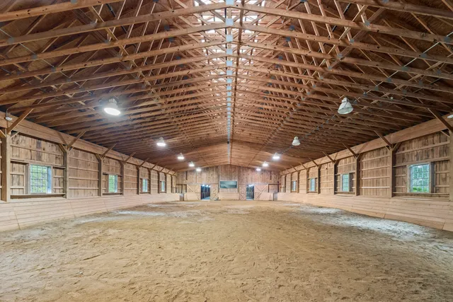 $3,200,000 | 4 Judge Road, Roxbury, CT 06783