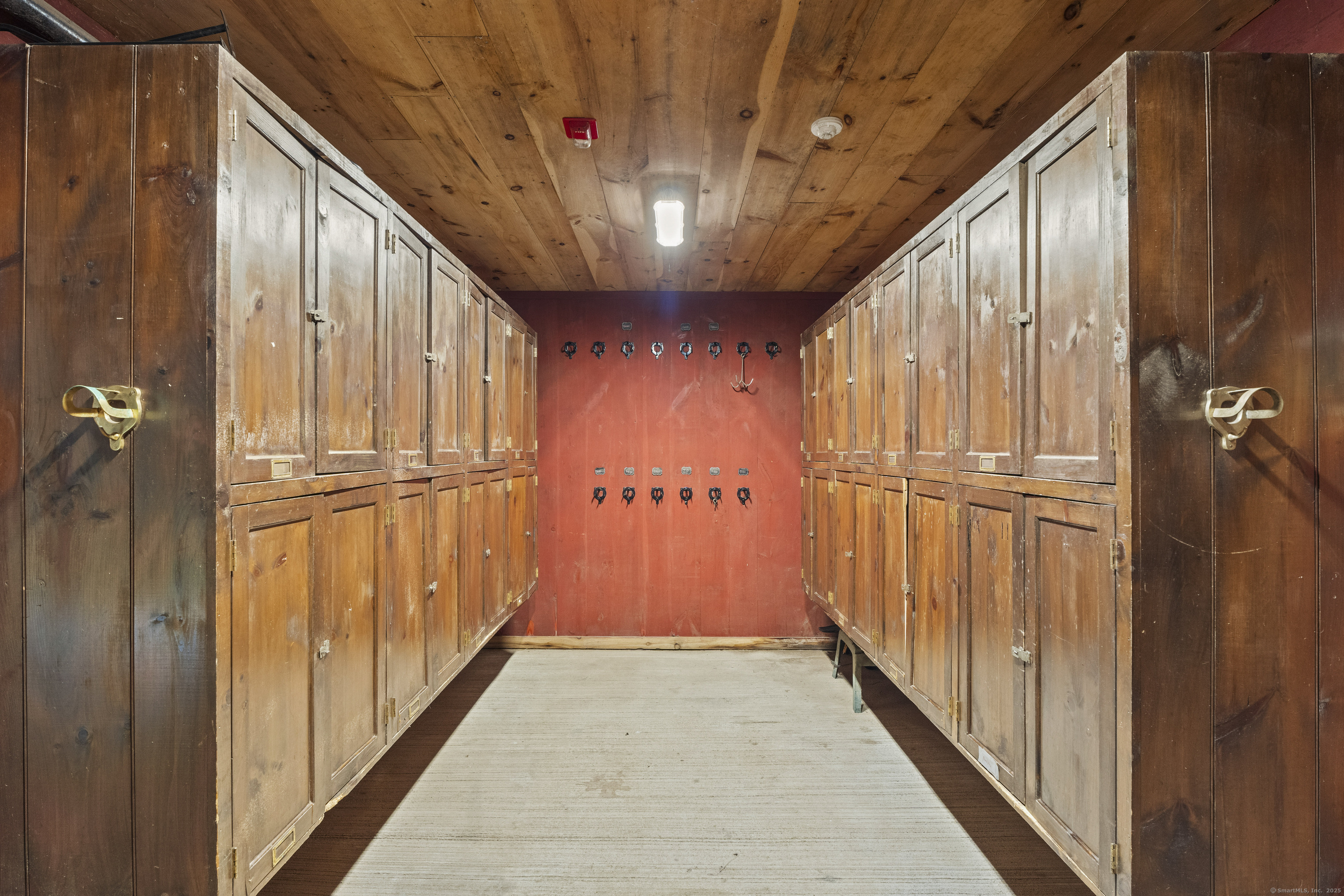 4 Judge Road Roxbury, CT 06783 - Photo 28 of 40