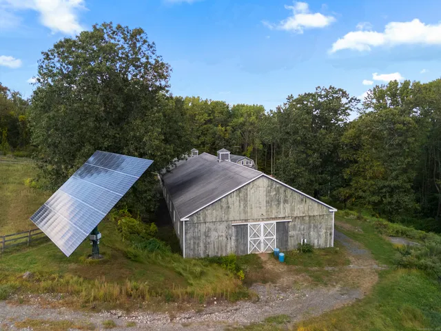 $3,200,000 | 4 Judge Road, Roxbury, CT 06783