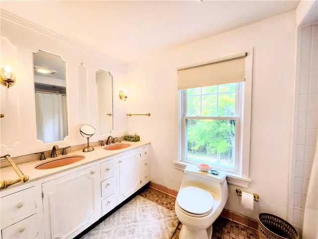 $324,900 | 499 White School Road, Greensburg, PA 15601