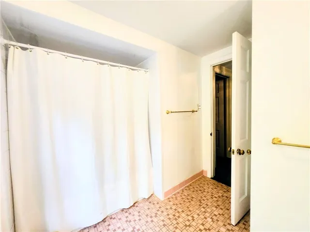 $324,900 | 499 White School Road, Greensburg, PA 15601