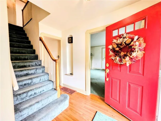 $324,900 | 499 White School Road, Greensburg, PA 15601