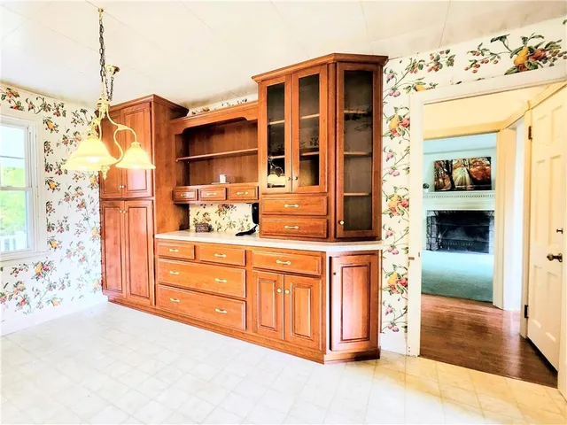 $324,900 | 499 White School Road, Greensburg, PA 15601