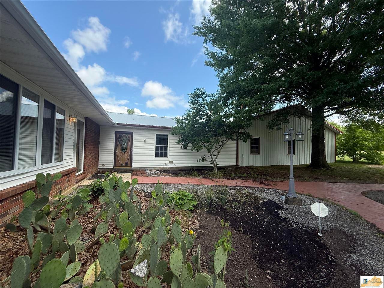 508 Clear Springs Road Columbia, KY 42728 - Photo 2 of 42 Gallery Image 2