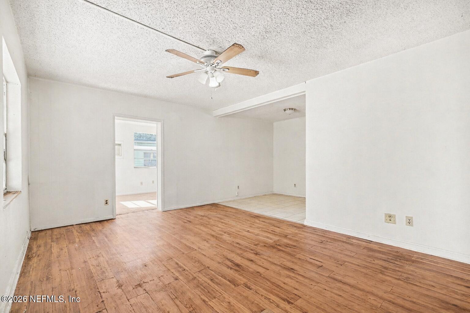 3661 Calla Drive Jacksonville, FL 32207 - Photo 2 of 16 0591b010-285e-4163-b284-6d689e957912