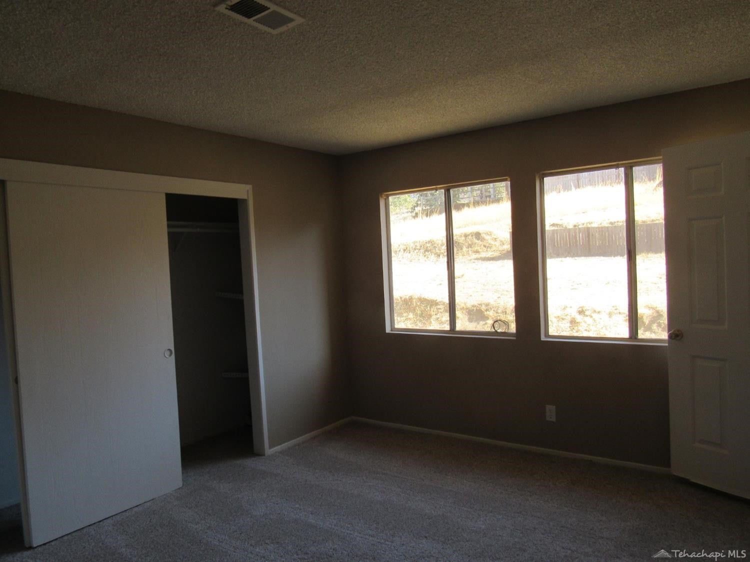 28400 Carry Back Court Tehachapi, CA 93561 - Photo 17 of 24 Gallery Image 17