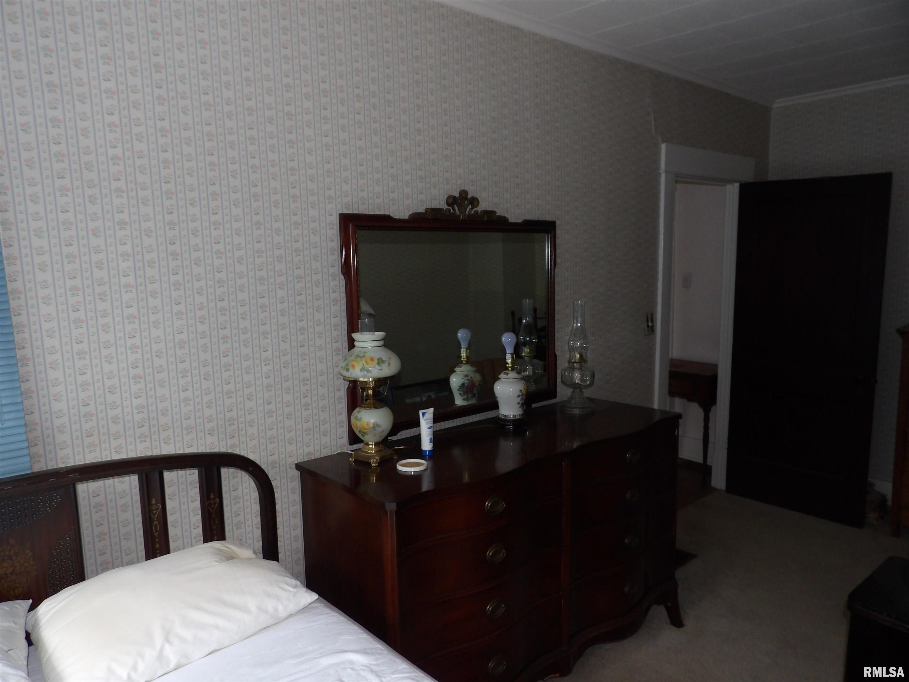 201 West Reed Street Benton, IL 62812 - Photo 18 of 32