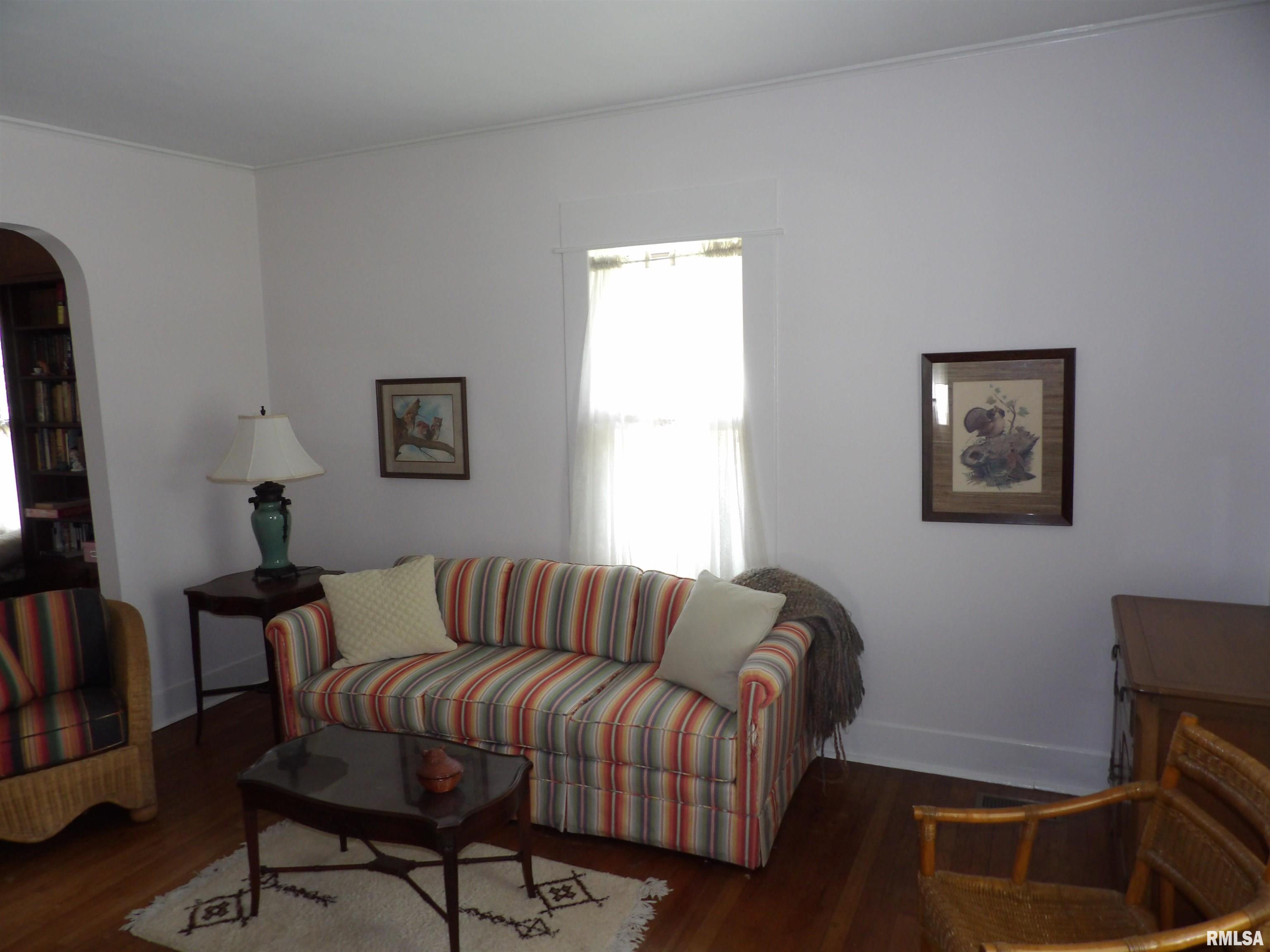 201 West Reed Street Benton, IL 62812 - Photo 8 of 32