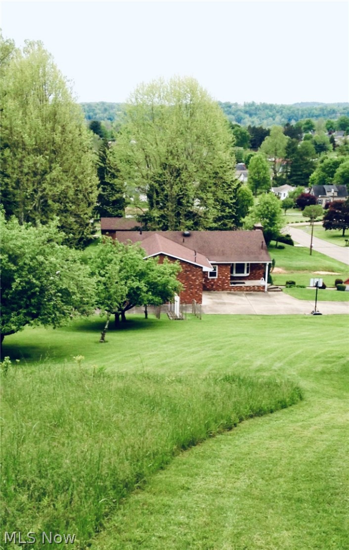 976 Braun Road Belpre, OH 45714 - Photo 2 of 48 EXTREMELY WELL TAKEN CARE OF!!