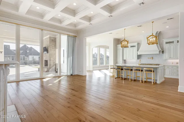 $1,995,000 | 207 Kingfisher Drive, Lafayette, LA 70508