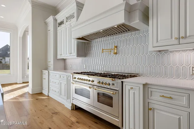 $1,995,000 | 207 Kingfisher Drive, Lafayette, LA 70508