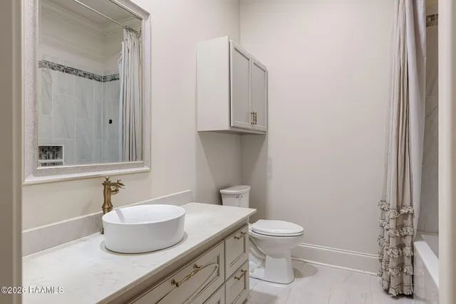 $1,995,000 | 207 Kingfisher Drive, Lafayette, LA 70508