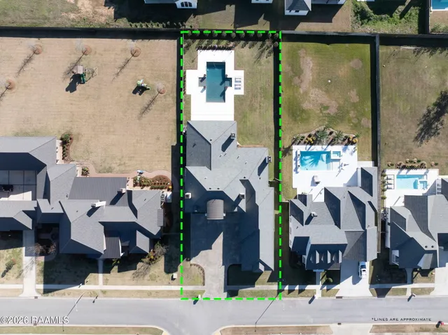 $1,995,000 | 207 Kingfisher Drive, Lafayette, LA 70508