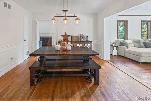 $303,000 | 4918 Chateau Drive, Godfrey, IL 62035