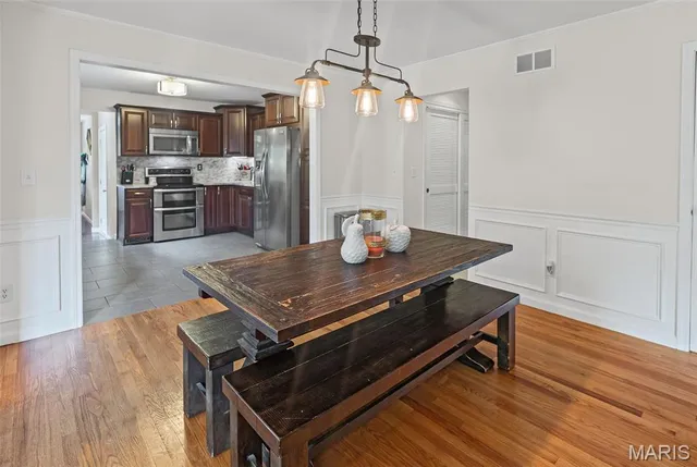 $303,000 | 4918 Chateau Drive, Godfrey, IL 62035