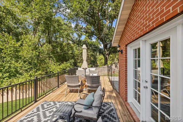 $303,000 | 4918 Chateau Drive, Godfrey, IL 62035