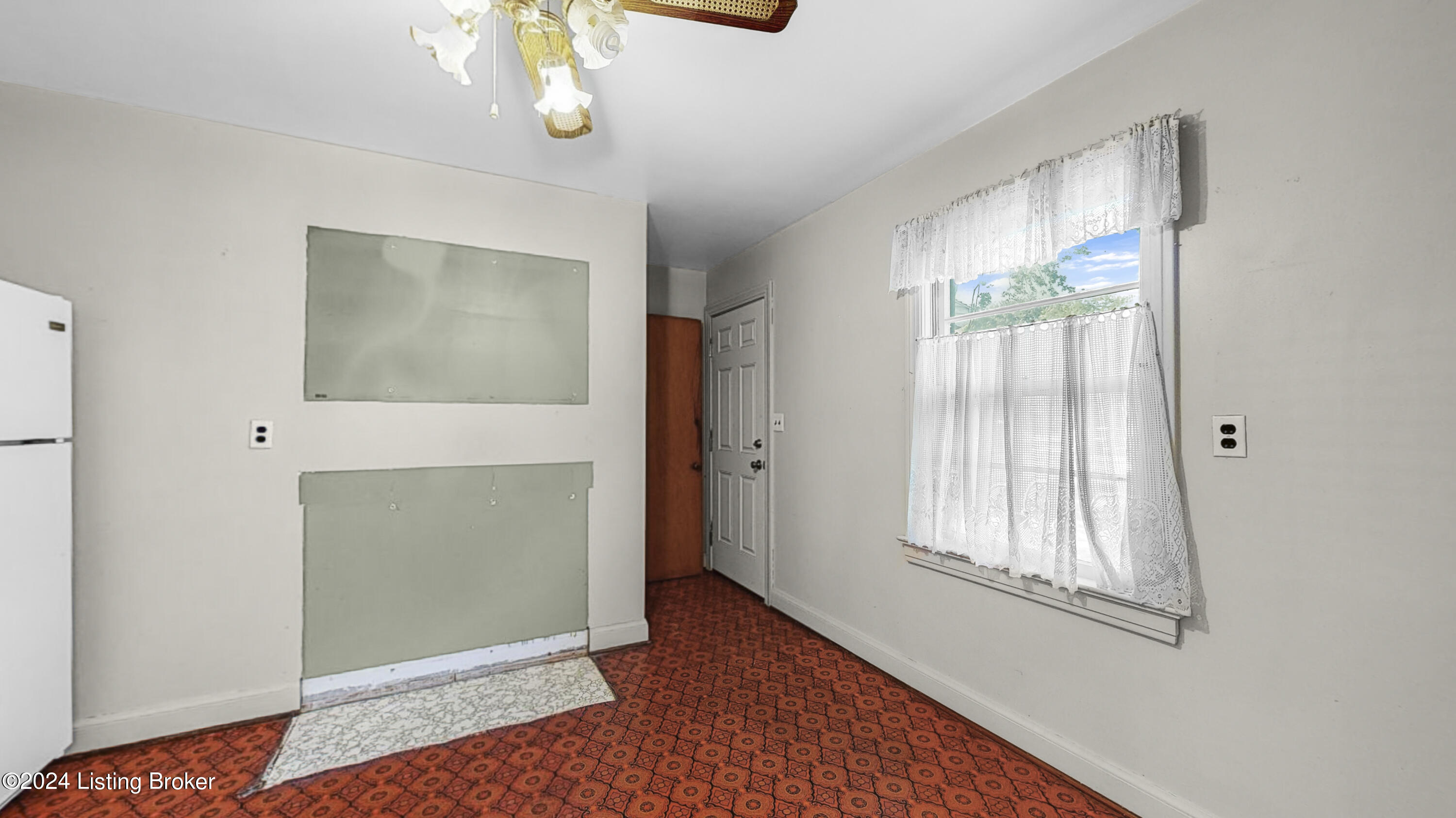 2525 Ralph Avenue Louisville, KY 40216 - Photo 16 of 36 2525 Ralph Ave-116