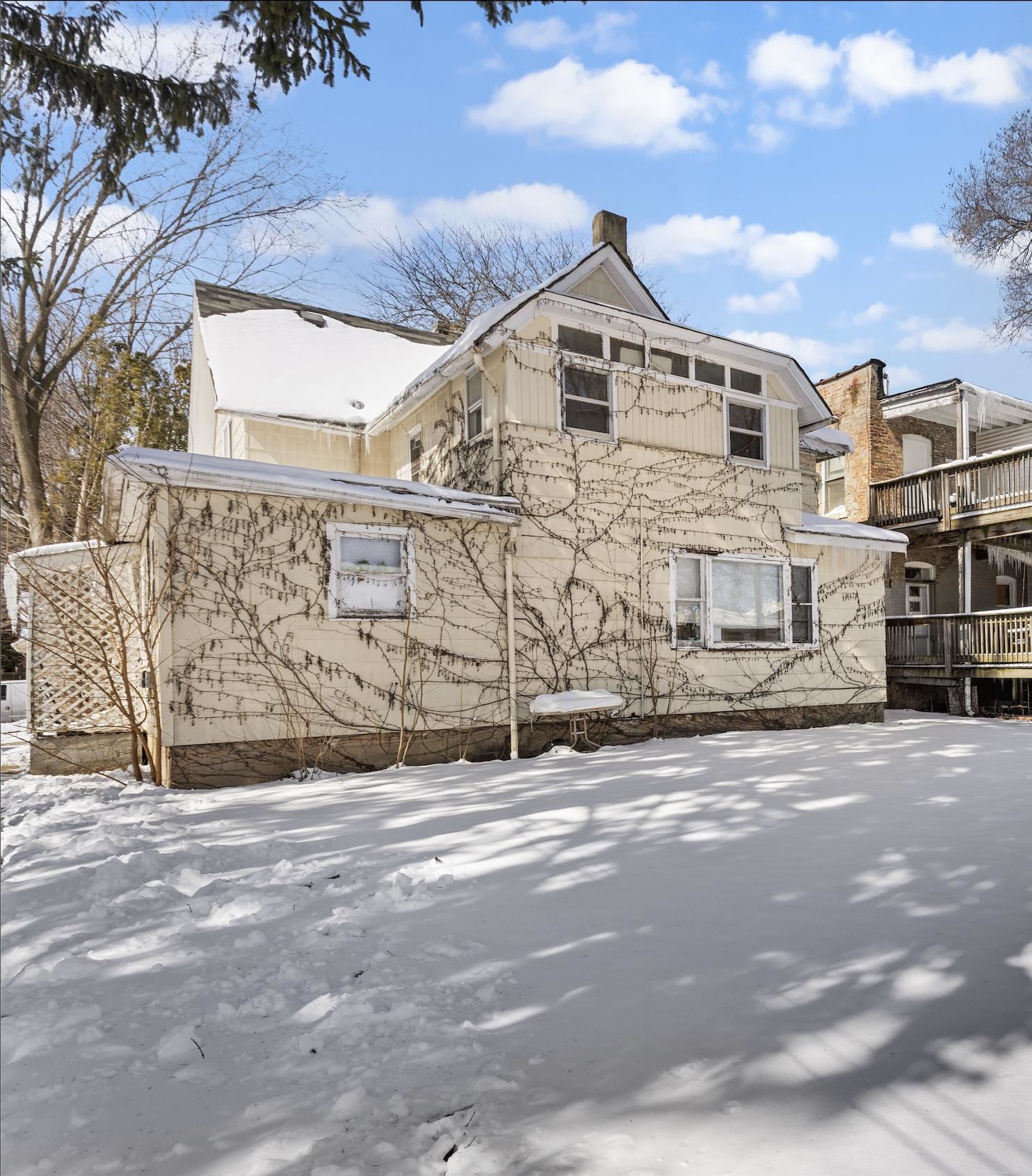 219 Rome Avenue Rockford, IL 61107 - Photo 2 of 22