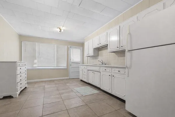 $150,000 | 219 Rome Avenue, Rockford, IL 61107