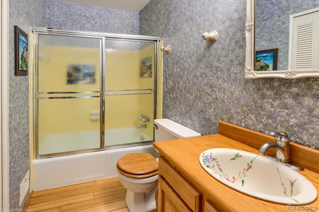 3337 Field Road, Unit 10 Clio, MI 48420 - Photo 37 of 51 Gallery Image 37